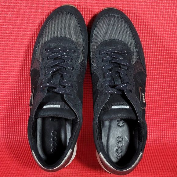 Ecco Danish Design Sneakers - Women's US 8 / EU 39 - Picture 5 of 8